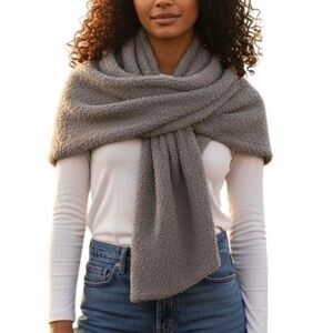 Barefoot Dreams Cozychic Scarf
